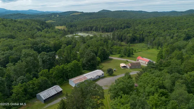 $505,000 | 148 Honey Hill Lane, Granville, NY 12832