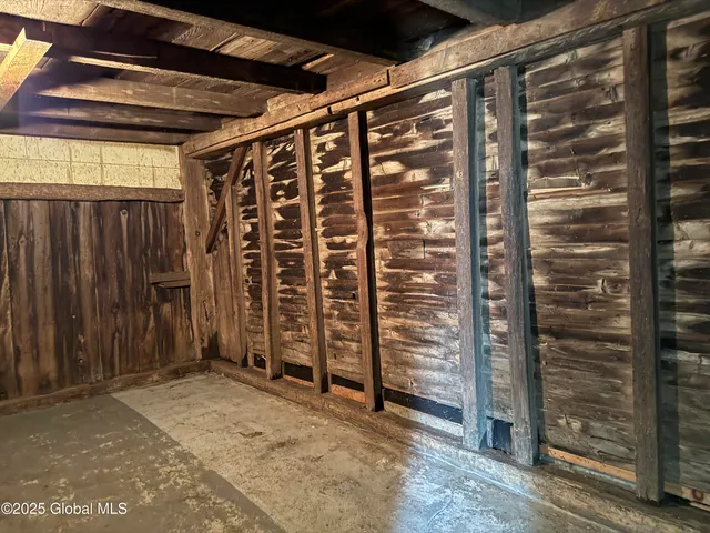 $505,000 | 148 Honey Hill Lane, Granville, NY 12832