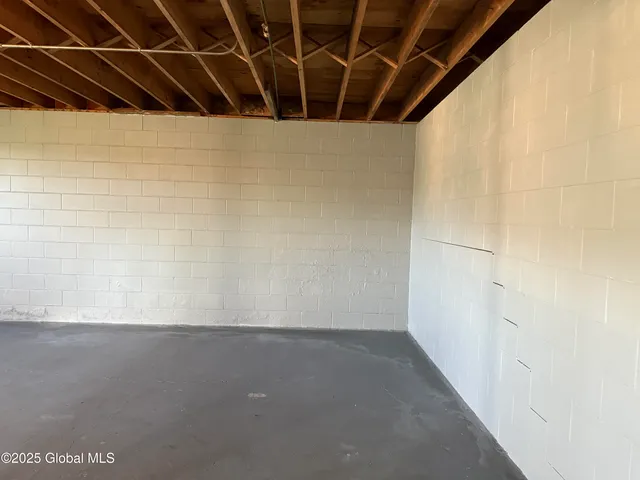 $505,000 | 148 Honey Hill Lane, Granville, NY 12832