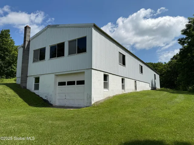 $505,000 | 148 Honey Hill Lane, Granville, NY 12832