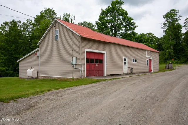 $505,000 | 148 Honey Hill Lane, Granville, NY 12832