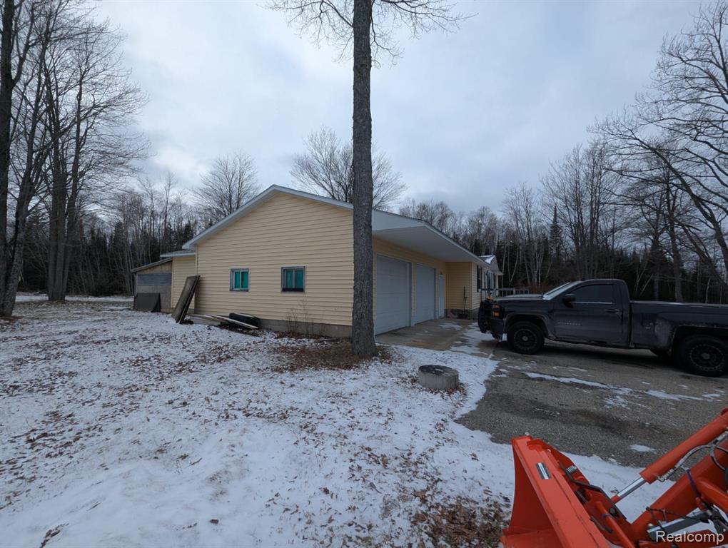 10470 Highway 23 Cheboygan, MI 49721 - Photo 26 of 37