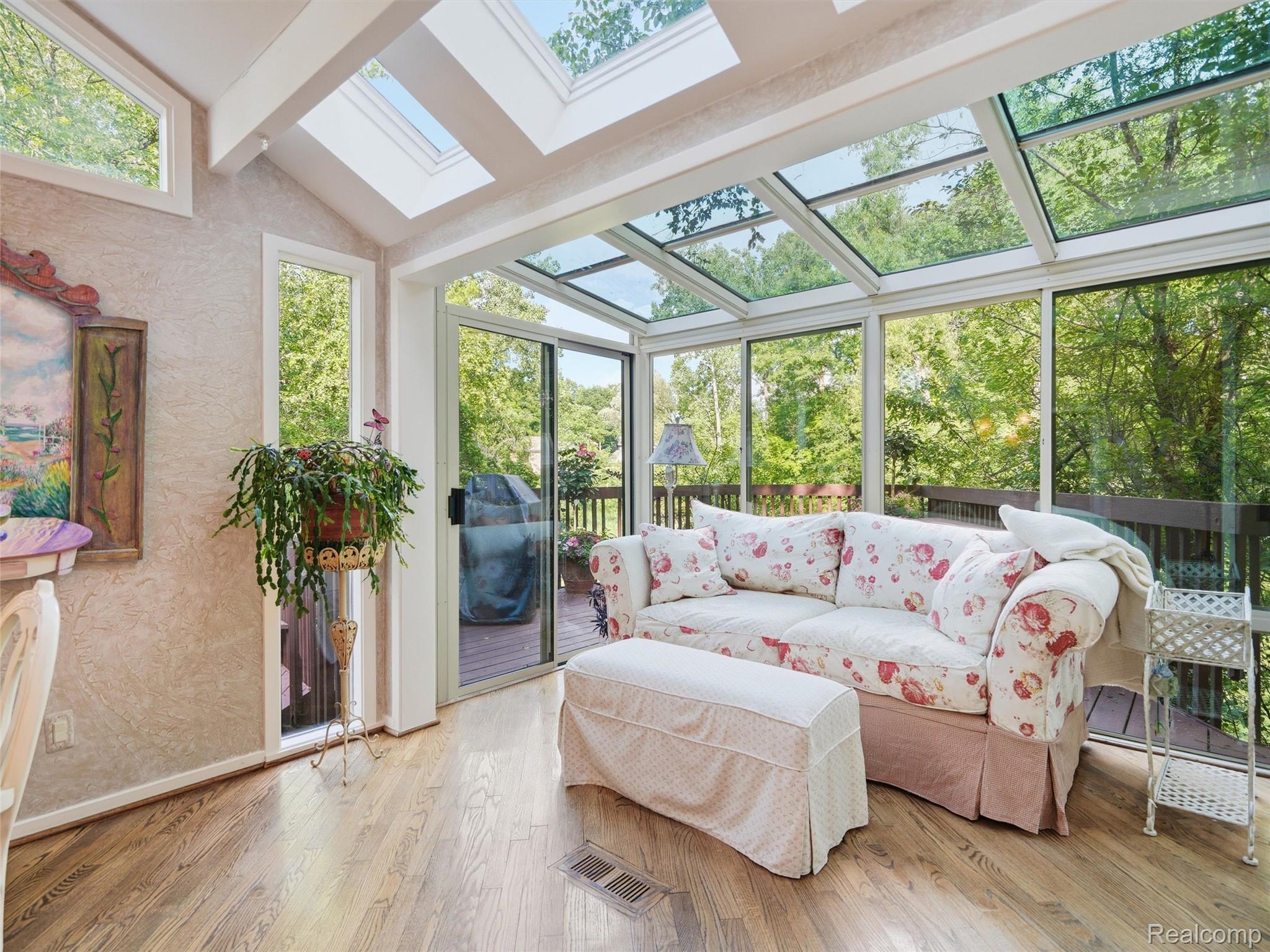 4751 Rolling Ridge Road West Bloomfield, MI 48323 - Photo 15 of 51 Sunroom
