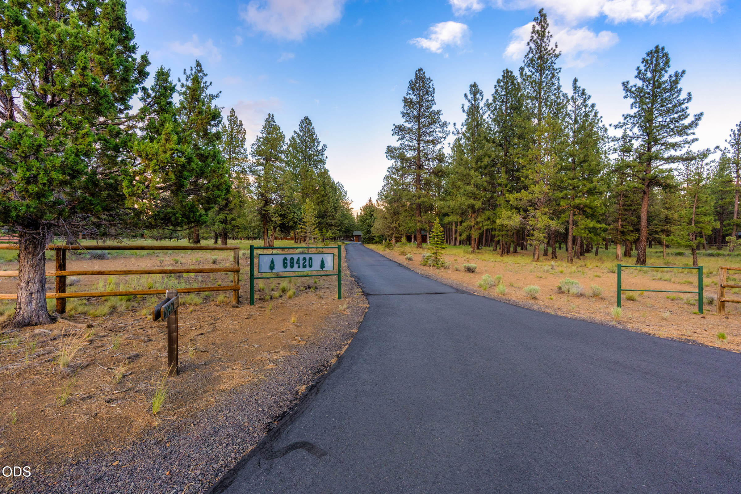 69420 Crooked Horseshoe Road Sisters, OR 97759 - Photo 63 of 74