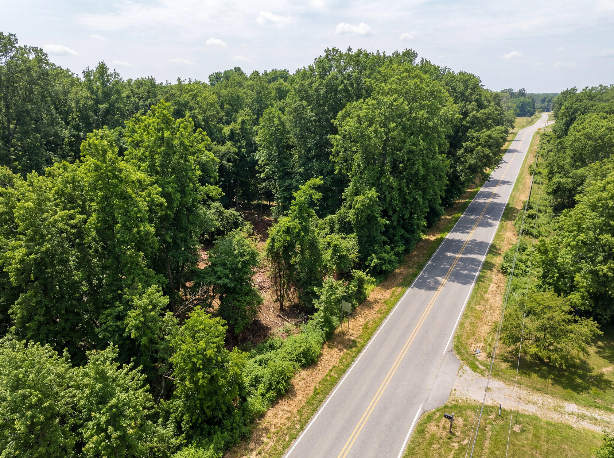 2510 Clinton Way Jackson, MI 49201 - Photo 4 of 27 Rolling Oaks Community