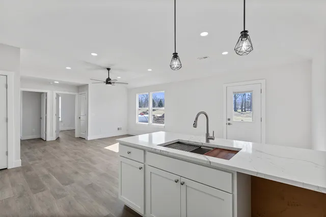 $271,300 | 2510 Clinton Way, Jackson, MI 49201