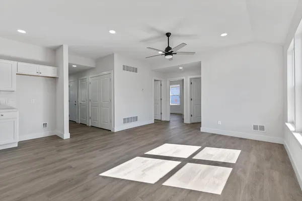 $271,300 | 3580 Clinton Way, Jackson, MI 49201