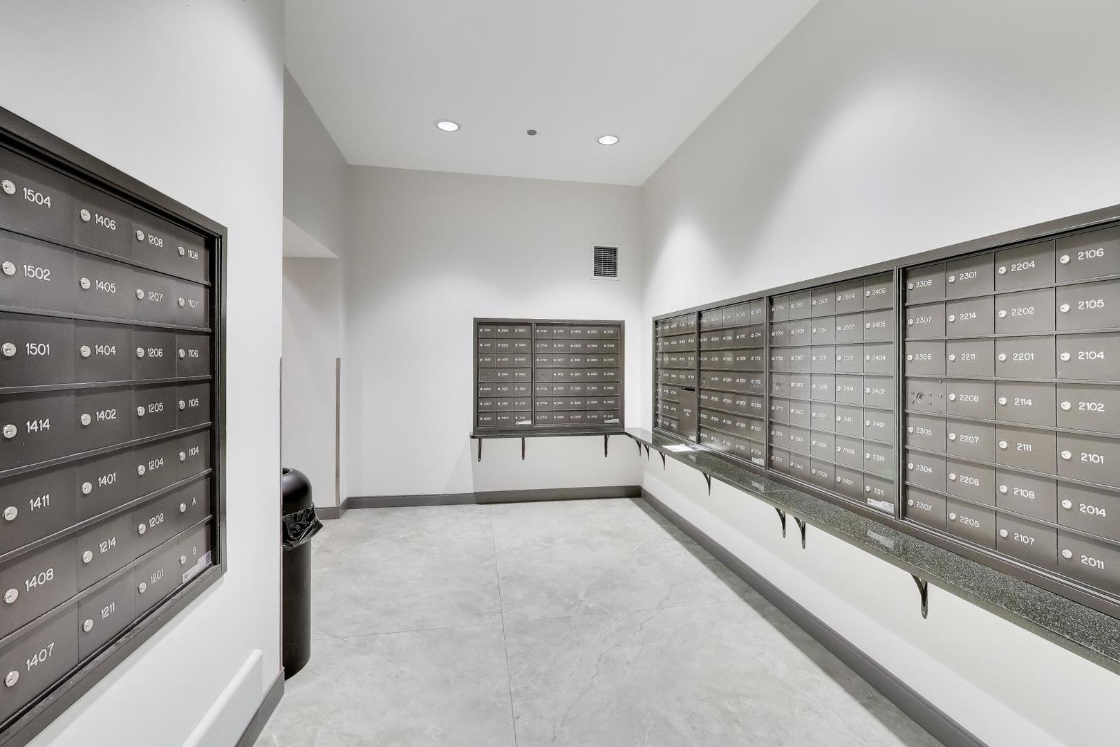 2 East Erie Street, Unit 2802 Chicago, IL 60611 - Photo 34 of 59