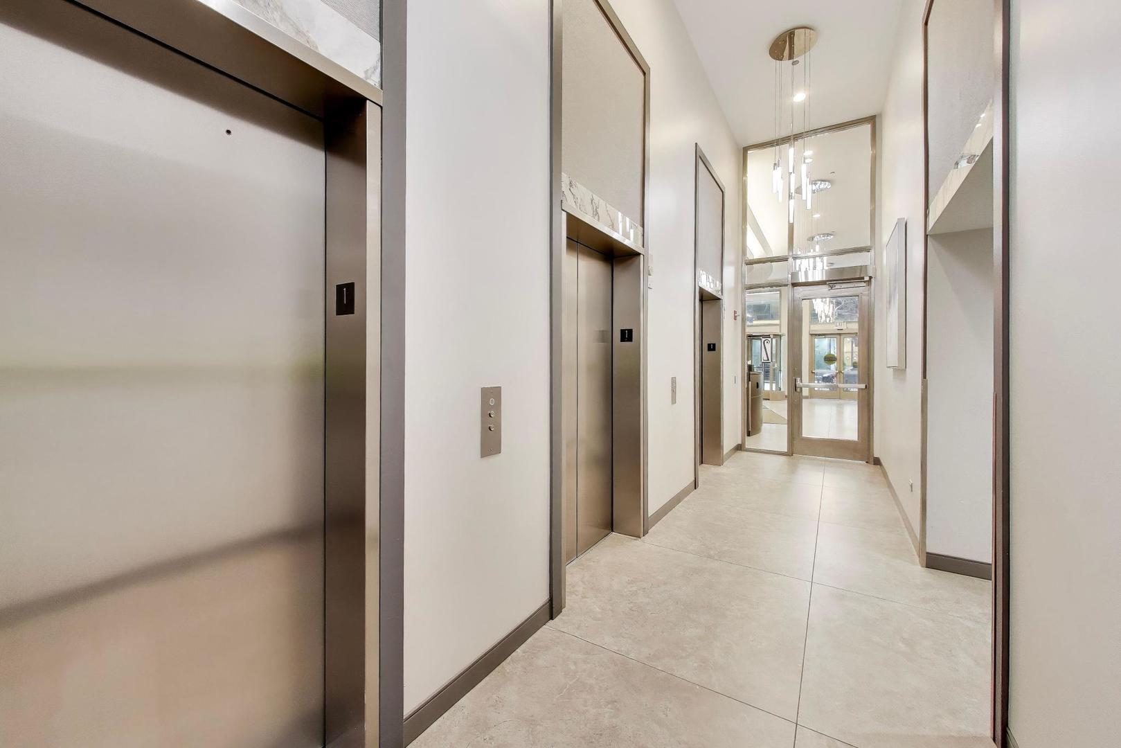 2 East Erie Street, Unit 2802 Chicago, IL 60611 - Photo 34 of 57
