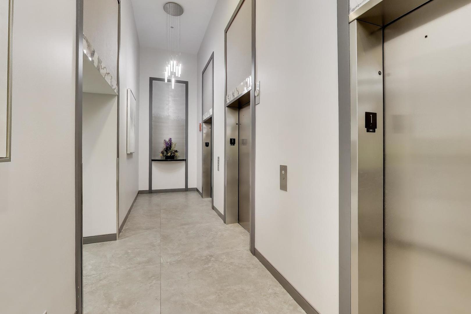 2 East Erie Street, Unit 2802 Chicago, IL 60611 - Photo 35 of 59