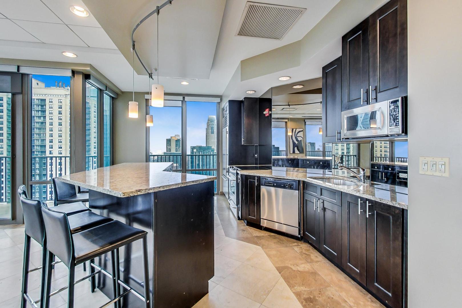 2 East Erie Street, Unit 2802 Chicago, IL 60611 - Photo 41 of 59