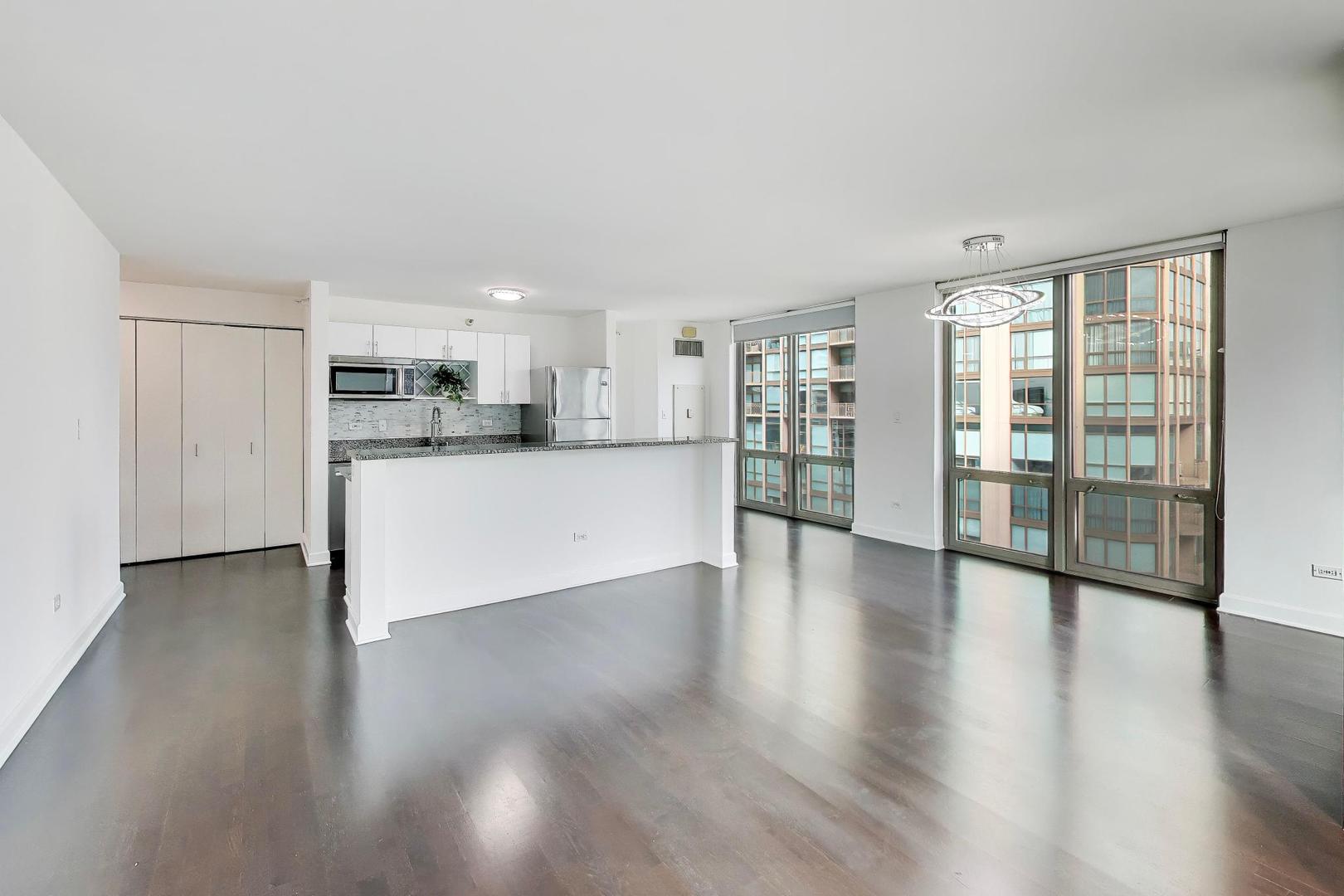 2 East Erie Street, Unit 2802 Chicago, IL 60611 - Photo 10 of 57
