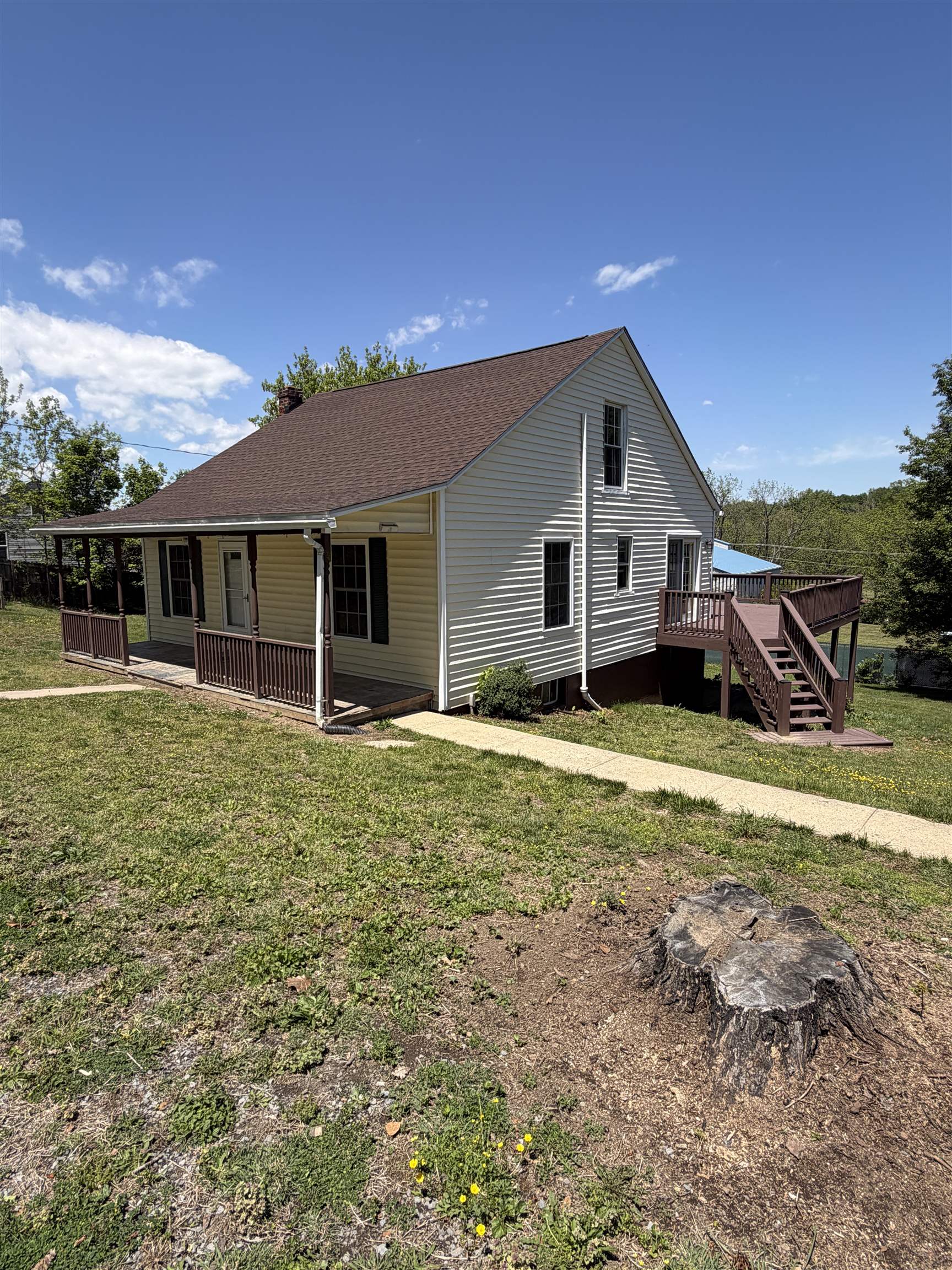845 3rd Street Waynesboro, VA 22980 - Photo 5 of 31