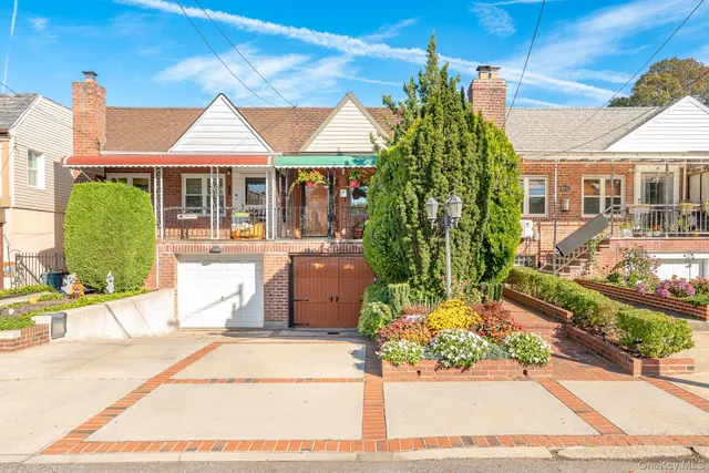 $760,000 | 86-09 77th Avenue | Glendale