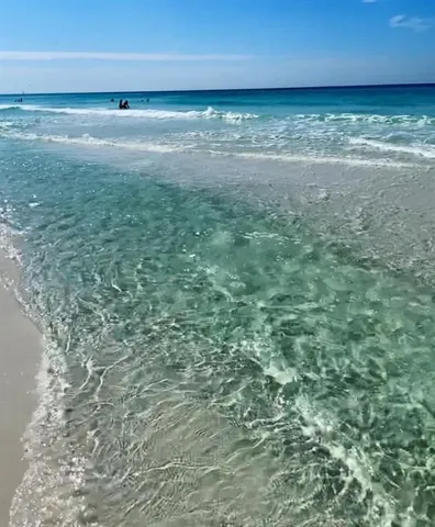 $3,000 | 6301 Manatee Avenue West, Bradenton, FL 34209