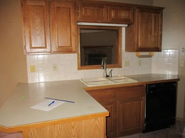 $207,000 | 808 East Hawthorne Drive, Derby, KS 67037