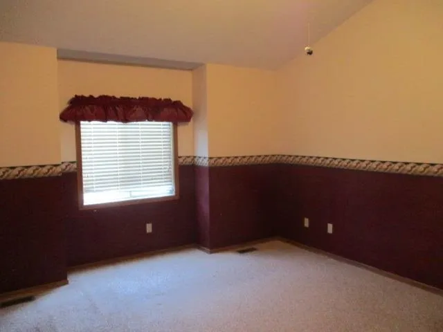 $207,000 | 808 East Hawthorne Drive, Derby, KS 67037