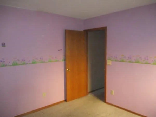 $207,000 | 808 East Hawthorne Drive, Derby, KS 67037