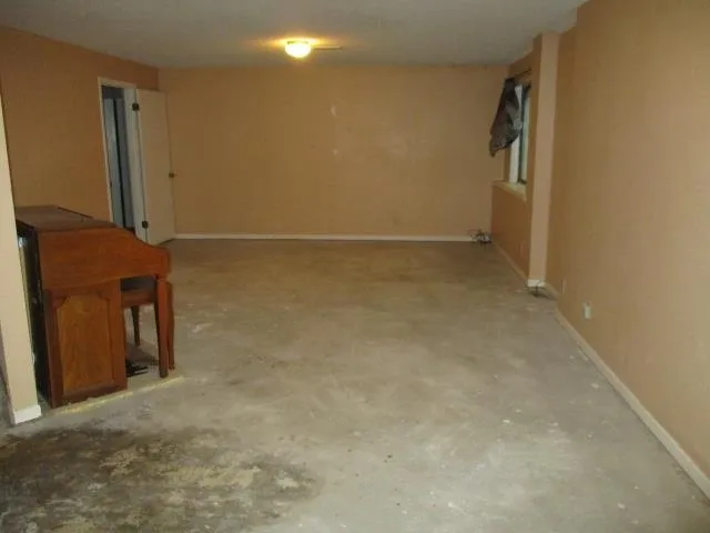 $207,000 | 808 East Hawthorne Drive, Derby, KS 67037