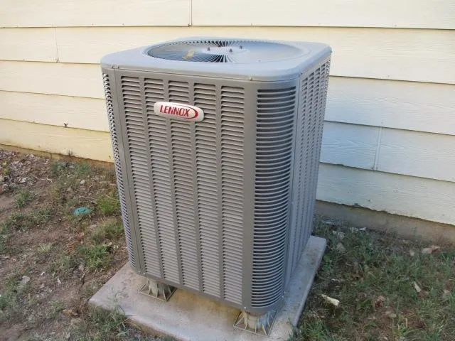 $207,000 | 808 East Hawthorne Drive, Derby, KS 67037