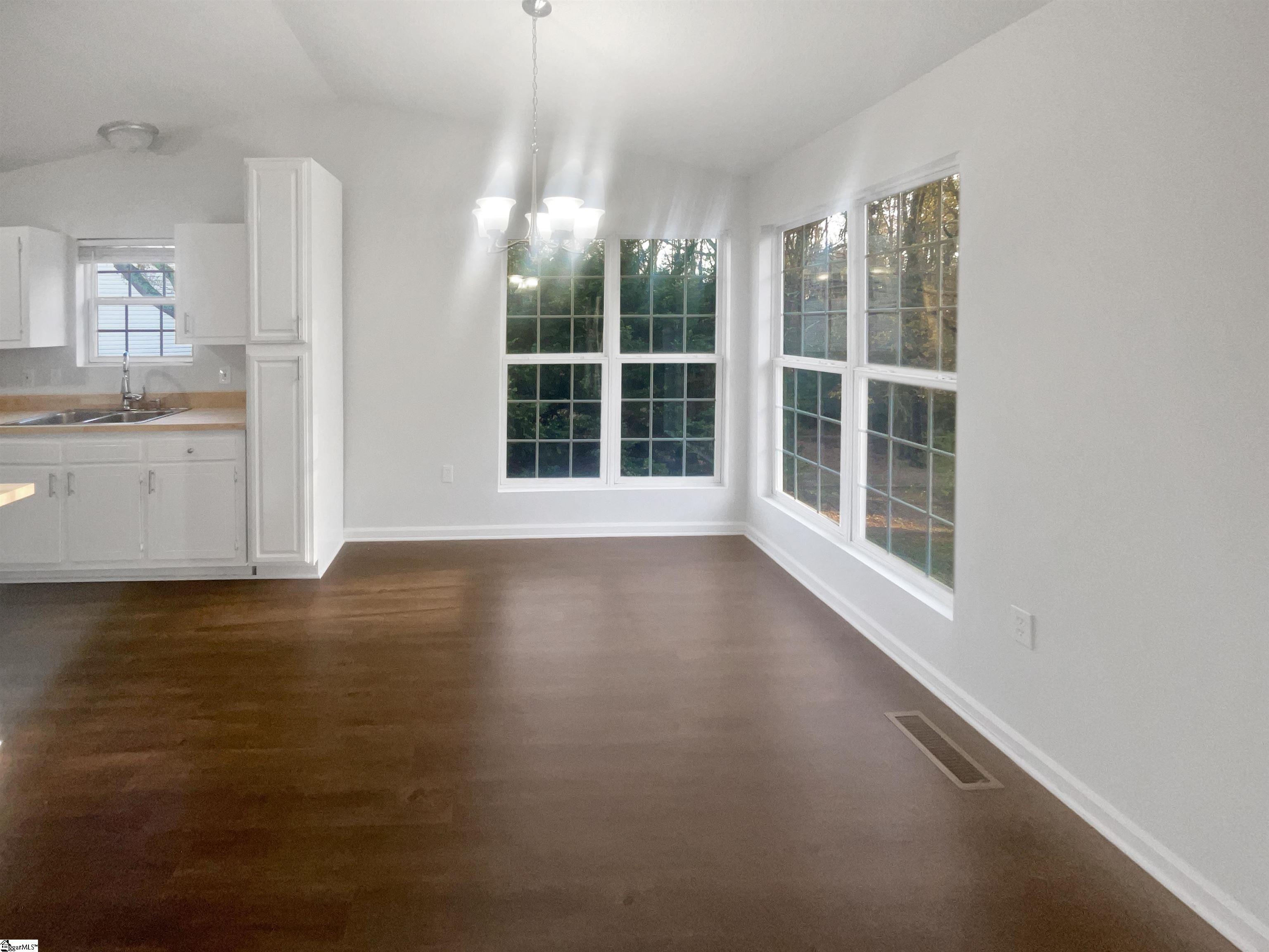 115 Elrod Place Road Piedmont, SC 29673 - Photo 9 of 19 Gallery Image 9