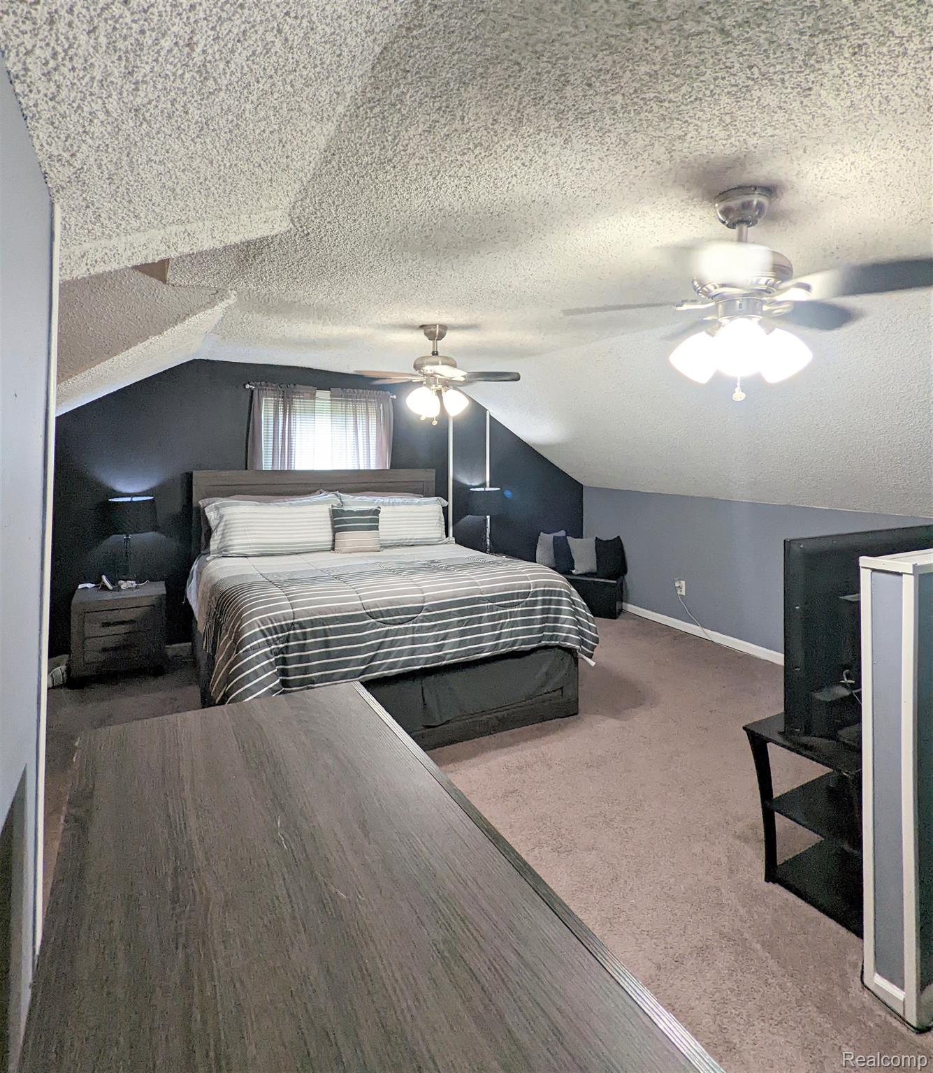 11129 Roxbury Street Detroit, MI 48224 - Photo 21 of 31 Upstairs Bedroom