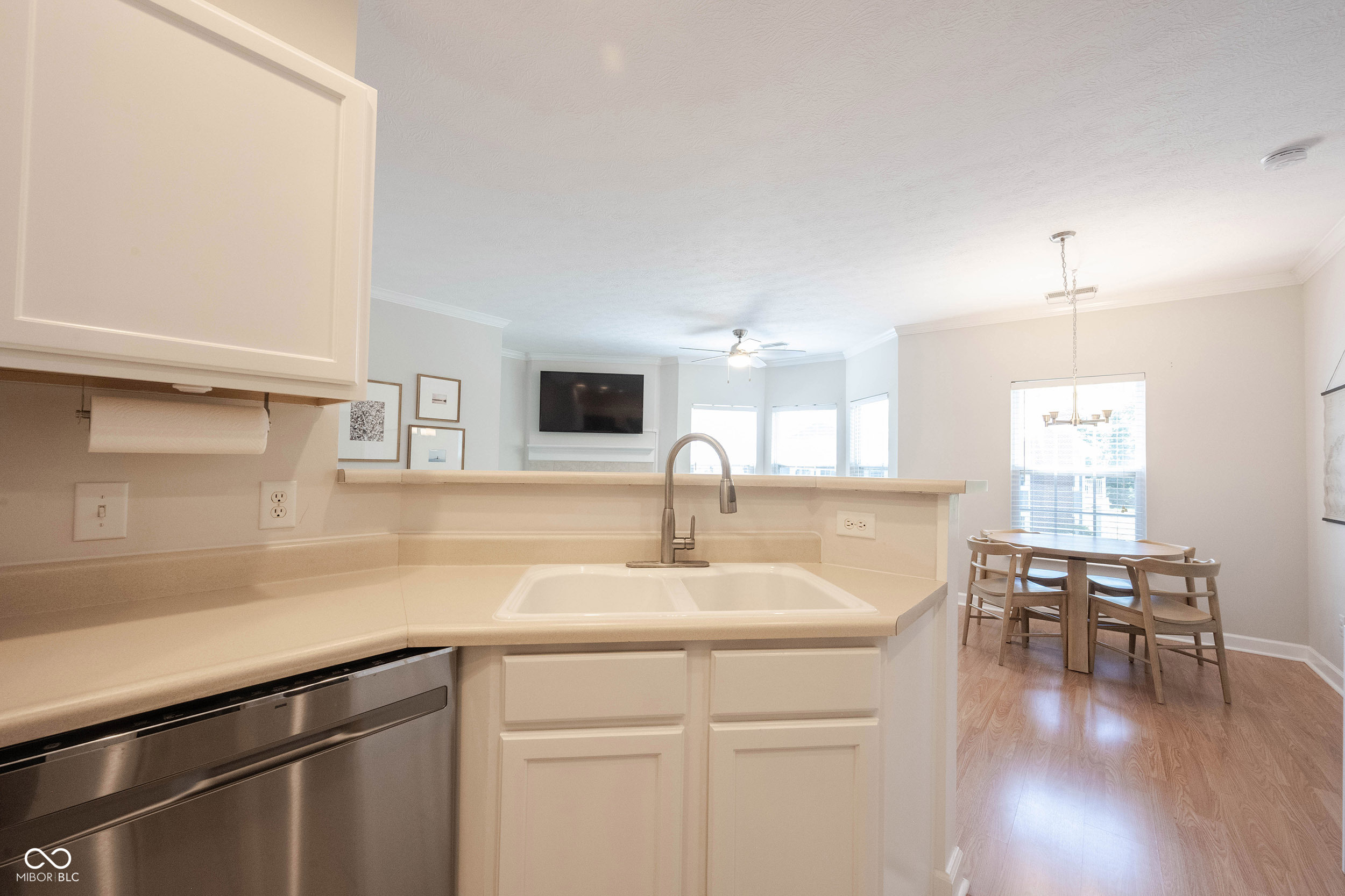 1112 Shadow Ridge Road Indianapolis, IN 46280 - Photo 27 of 68