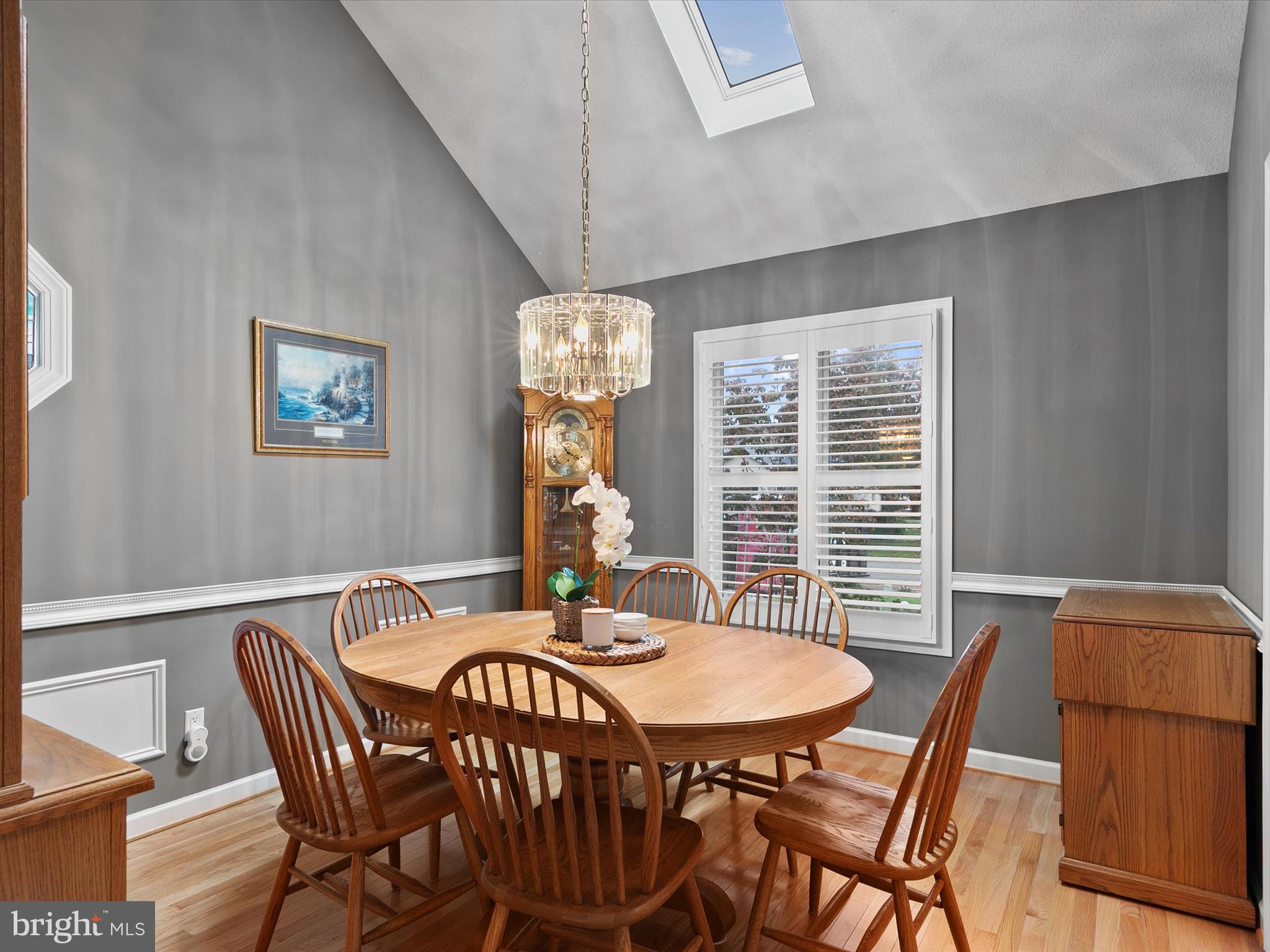 982 Turtle Drive Bethany Beach, DE 19930 - Photo 20 of 73 a dining room with furniture and window