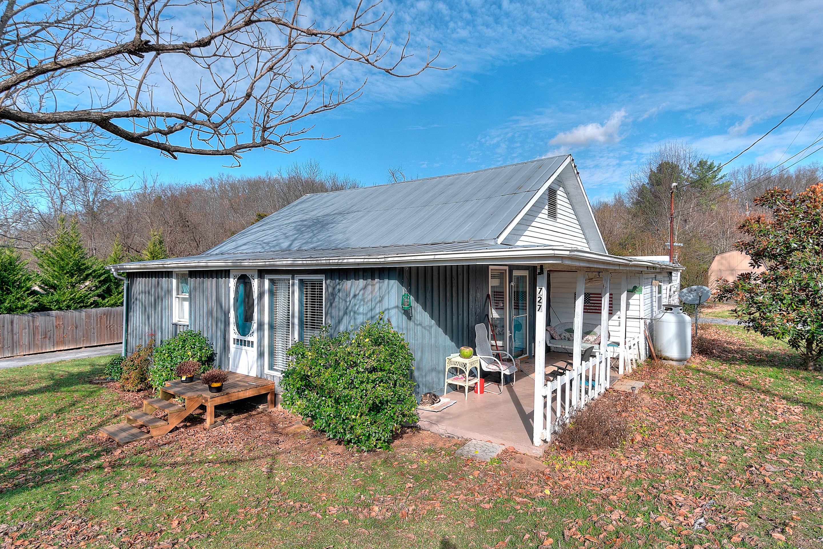 727 Rockingham Road Gray, TN 37615 - Photo 1 of 21 exterior_mls-3