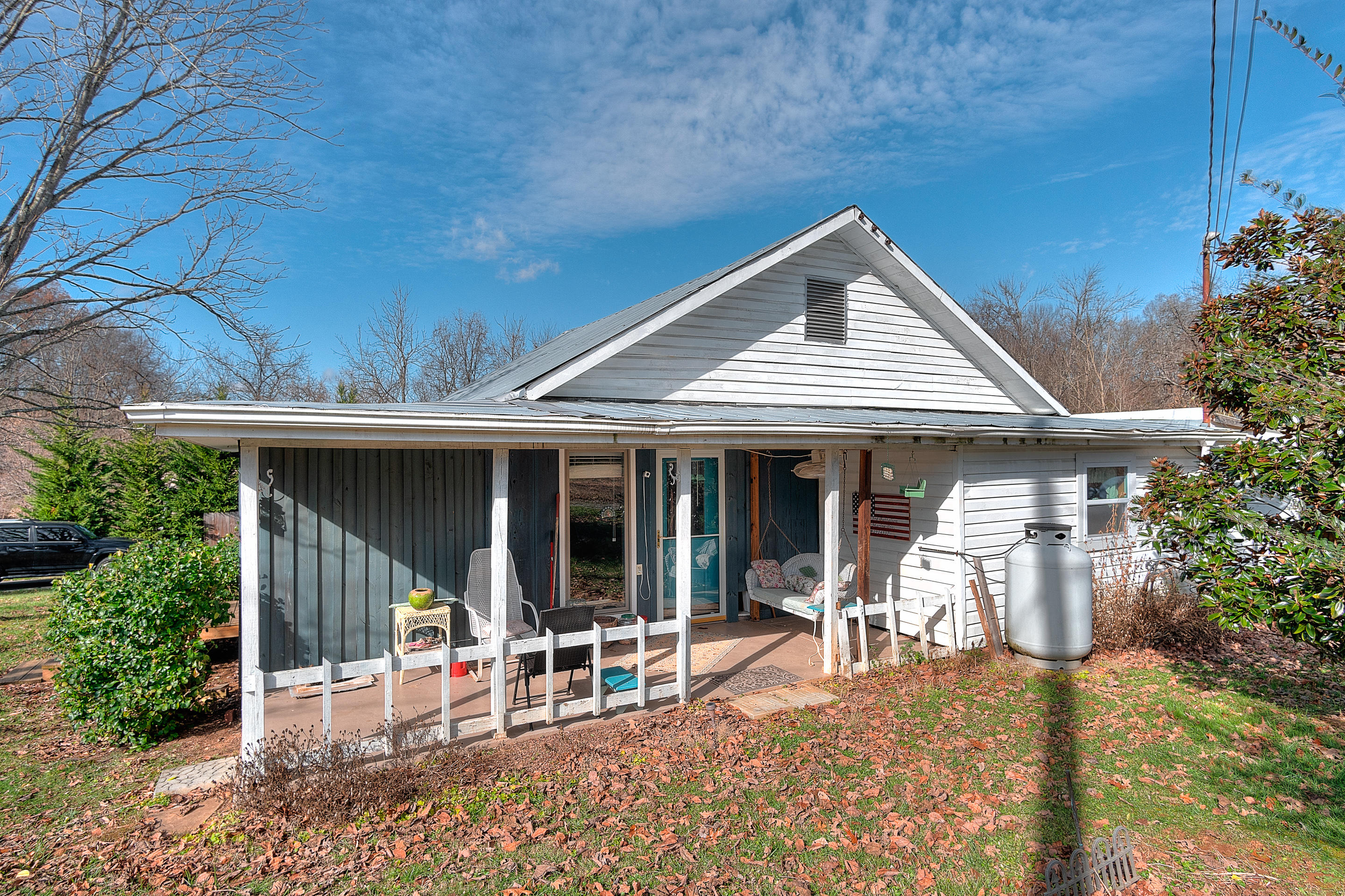 727 Rockingham Road Gray, TN 37615 - Photo 3 of 21 exterior_mls-4