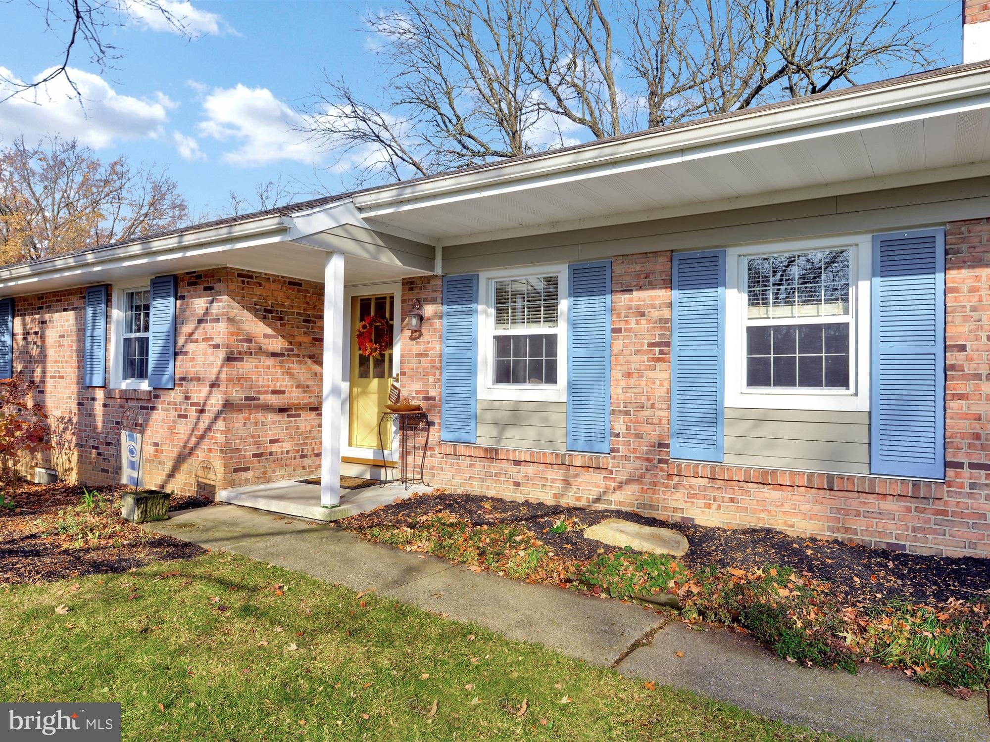 16 Jeffrey Road Reading, PA 19601 - Photo 2 of 25