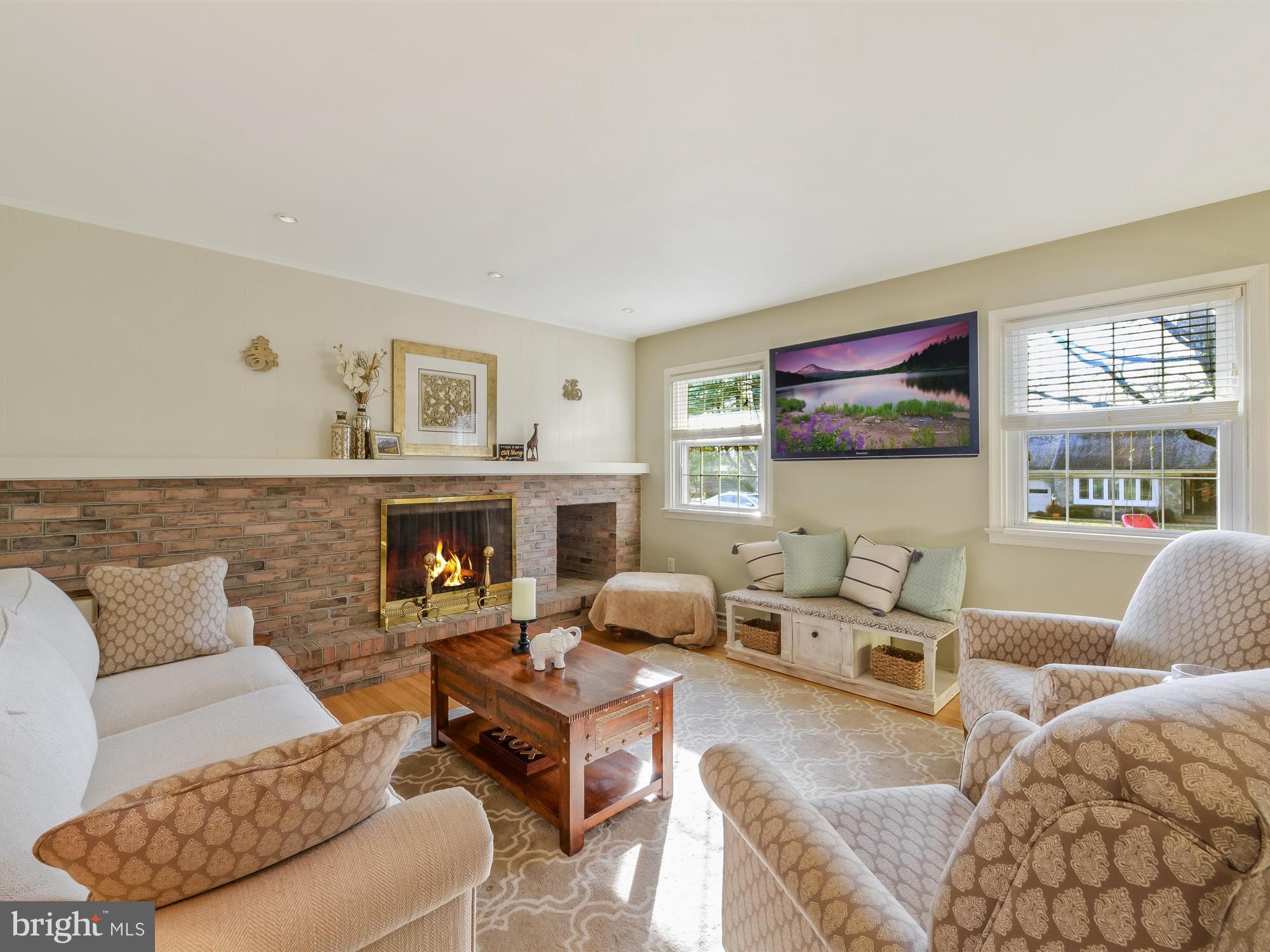 16 Jeffrey Road Reading, PA 19601 - Photo 4 of 25