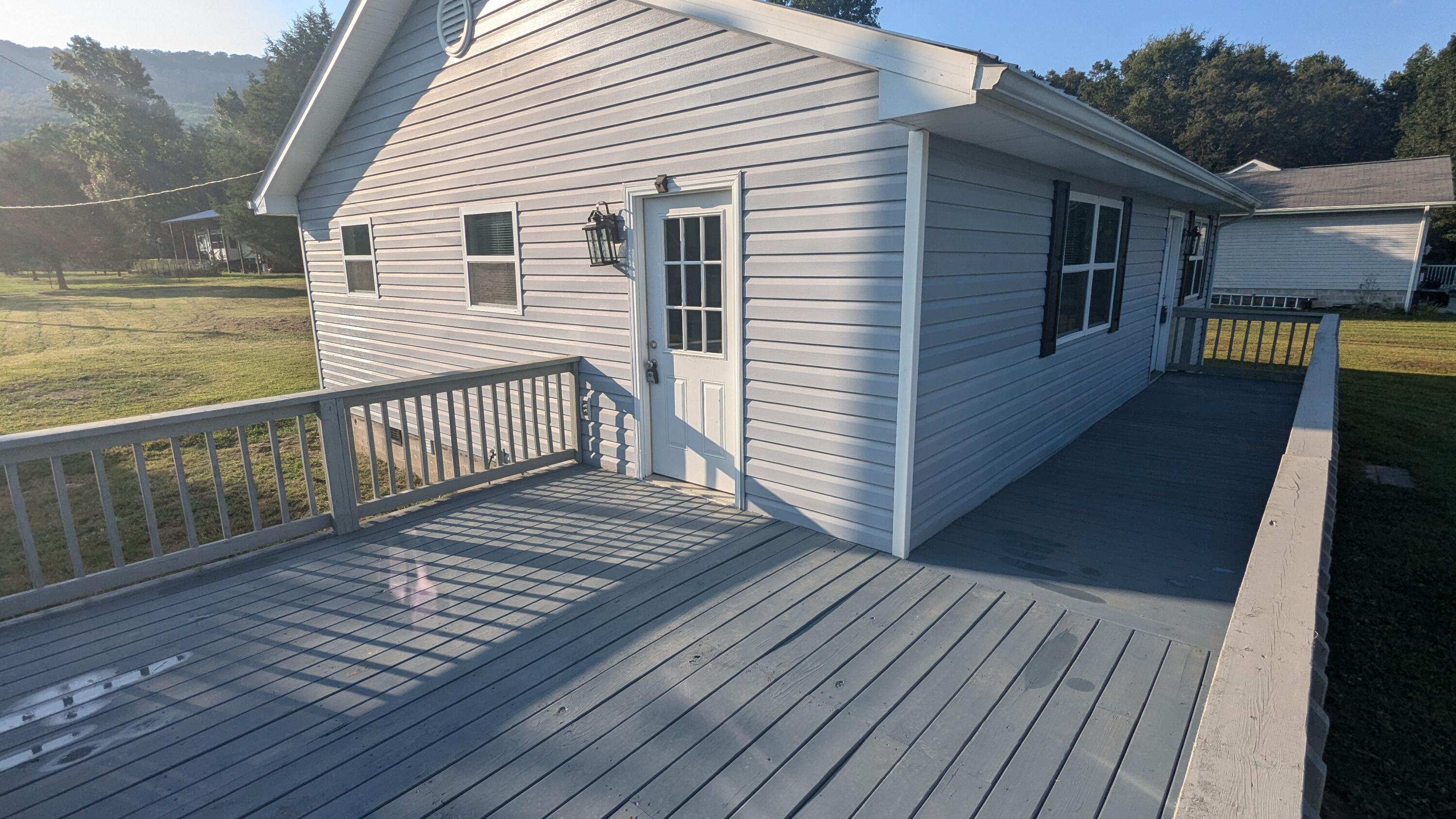 3311 West Valley Road Dunlap, TN 37327 - Photo 11 of 28 Deck