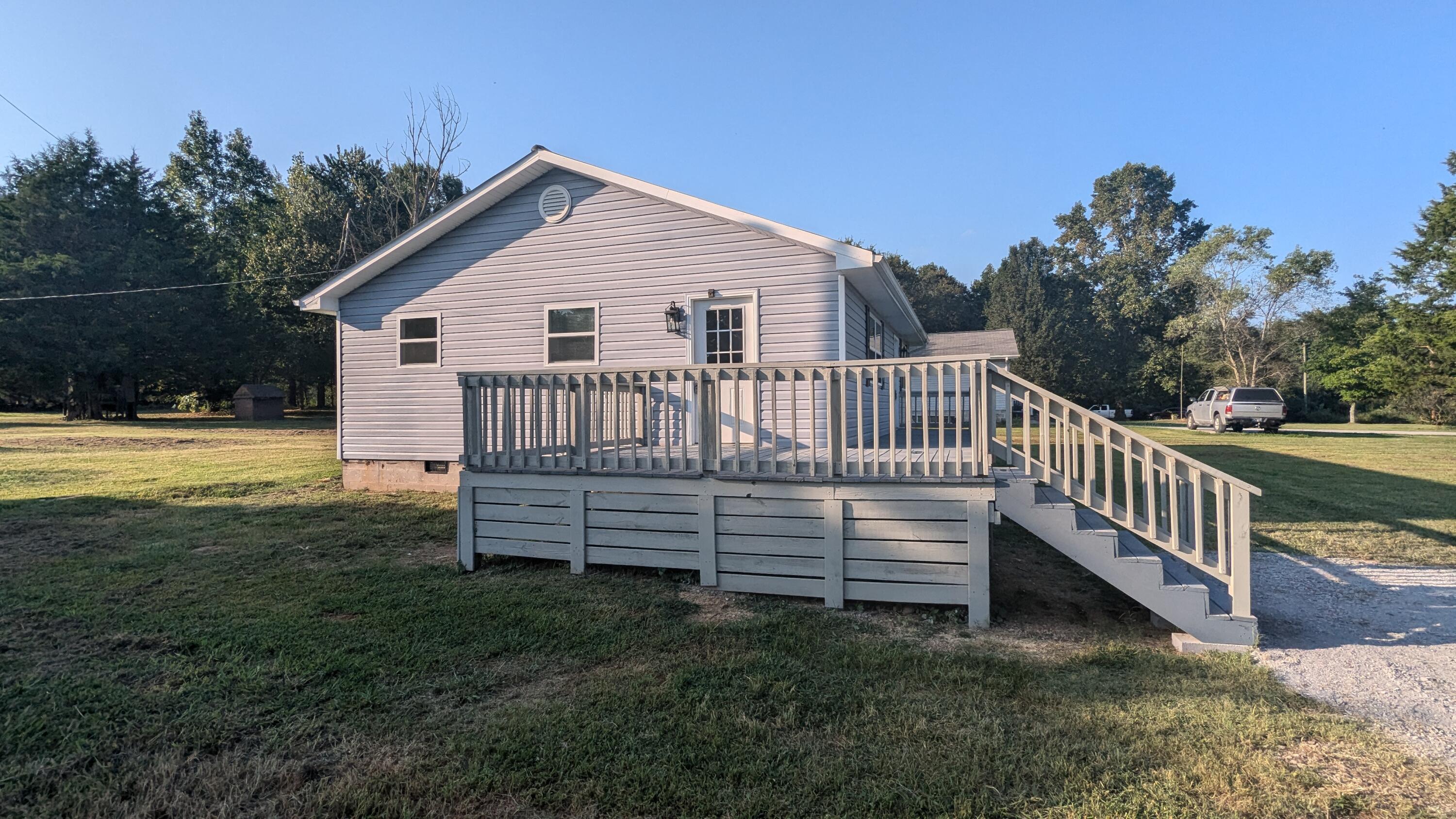 3311 West Valley Road Dunlap, TN 37327 - Photo 12 of 28 Deck 2
