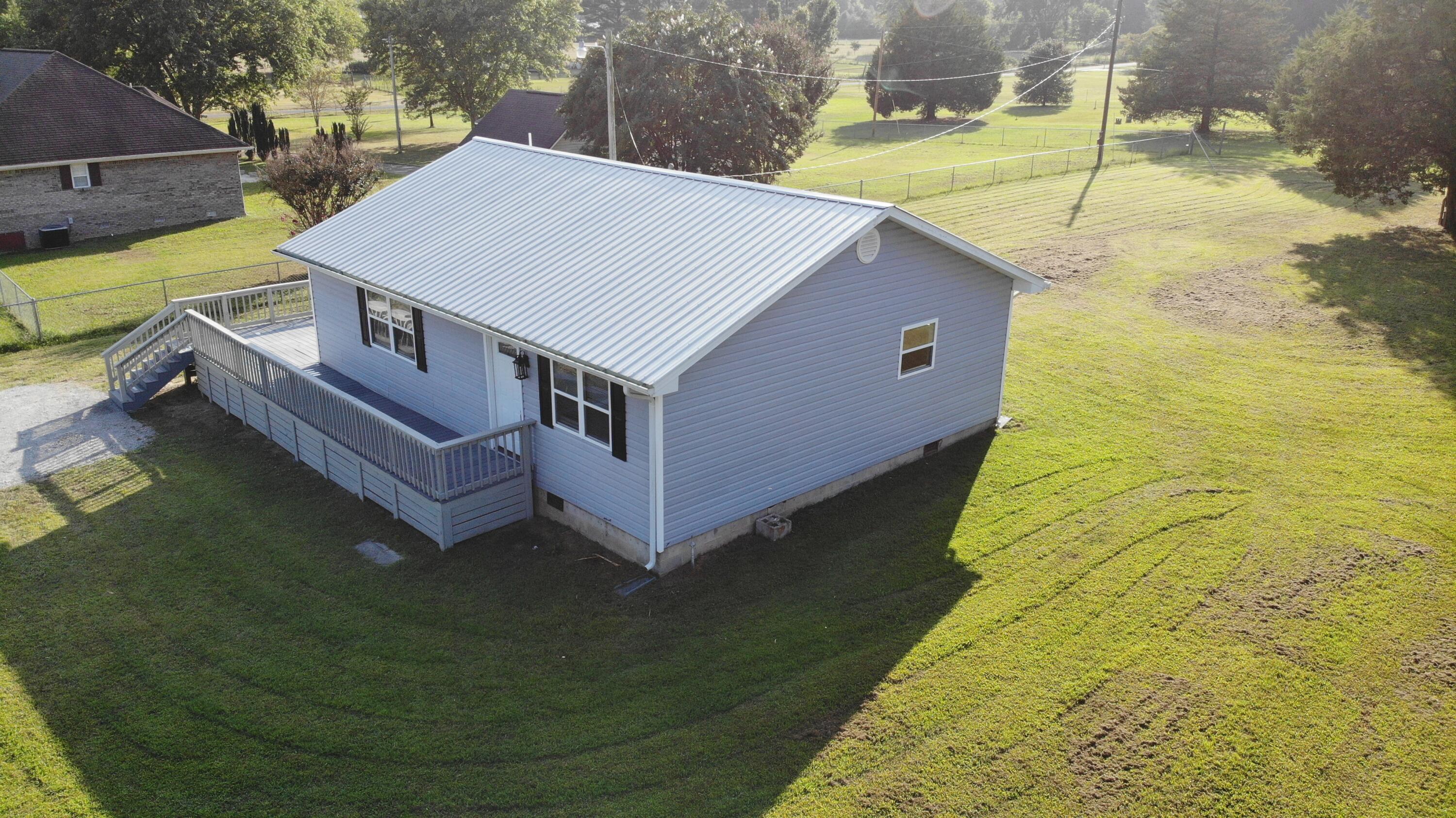 3311 West Valley Road Dunlap, TN 37327 - Photo 5 of 28 Right side
