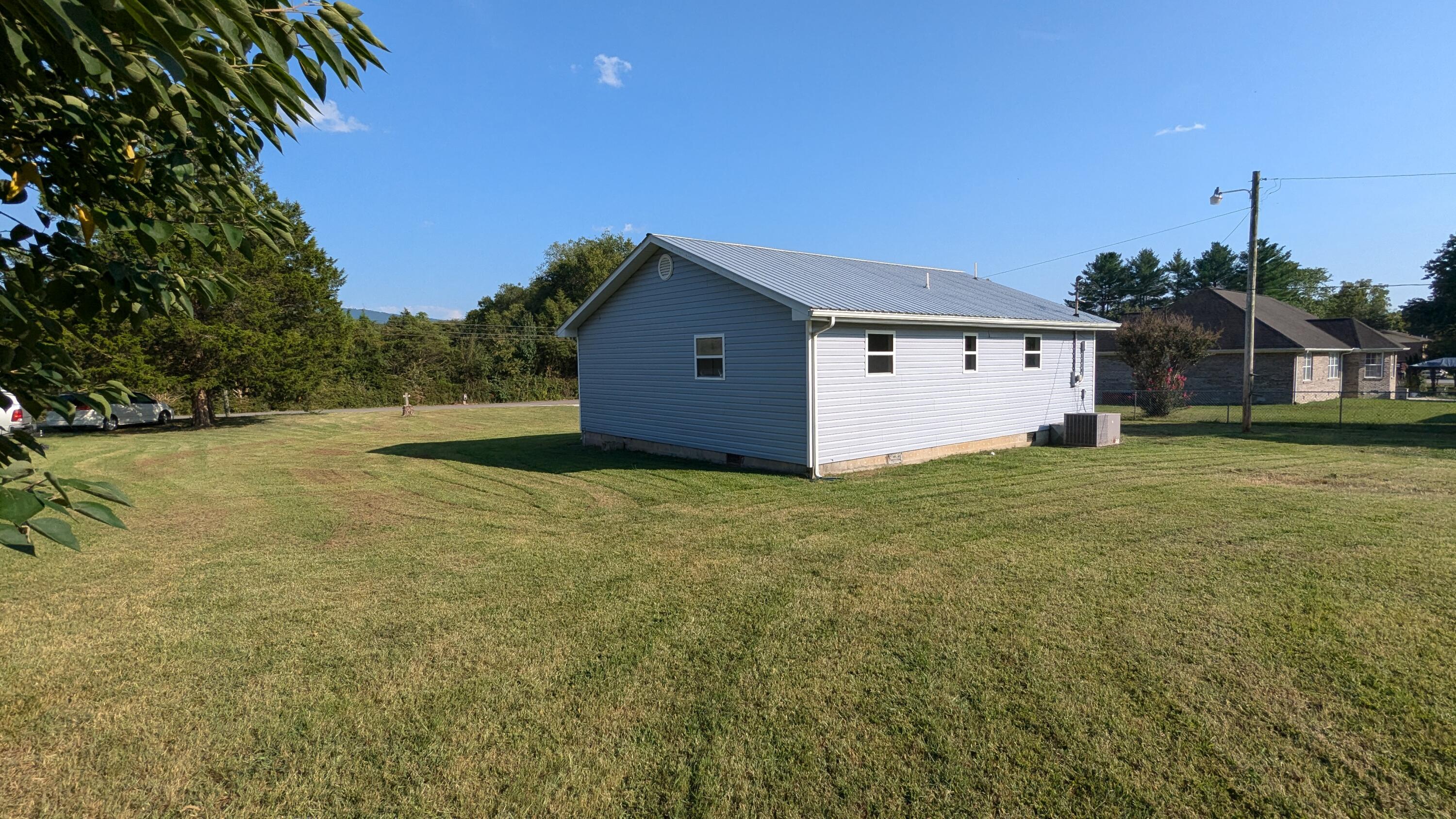 3311 West Valley Road Dunlap, TN 37327 - Photo 6 of 28 Rear side view