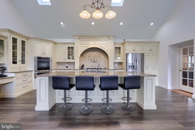 $1,350,000 | 837 Centerville Road, Lancaster, PA 17601