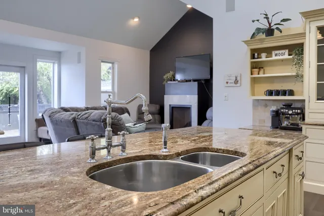 $1,350,000 | 837 Centerville Road, Lancaster, PA 17601