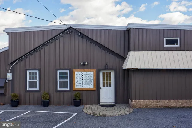 $1,350,000 | 837 Centerville Road, Lancaster, PA 17601