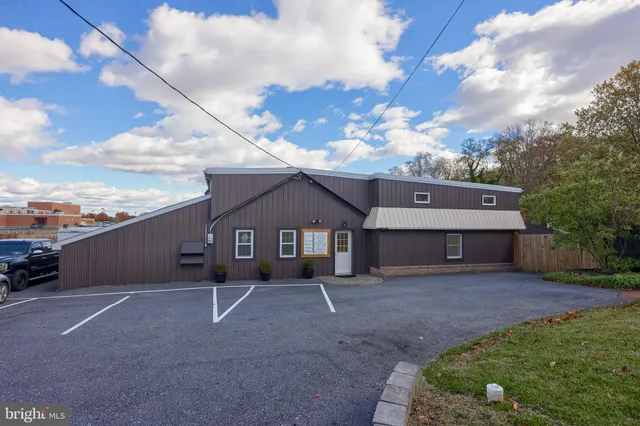 $1,350,000 | 837 Centerville Road, Lancaster, PA 17601