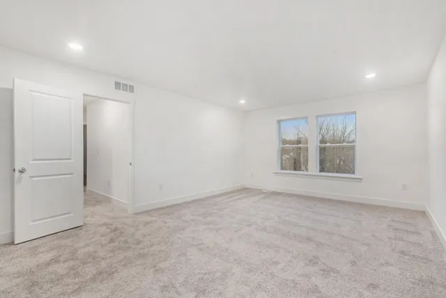 $539,900 | 3224 Railtown Road, Caledonia, MI 49316