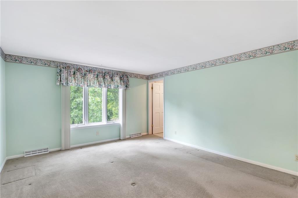 3949 New Texas Road Pittsburgh, PA 15239 - Photo 16 of 22
