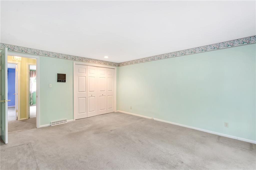 3949 New Texas Road Pittsburgh, PA 15239 - Photo 17 of 22