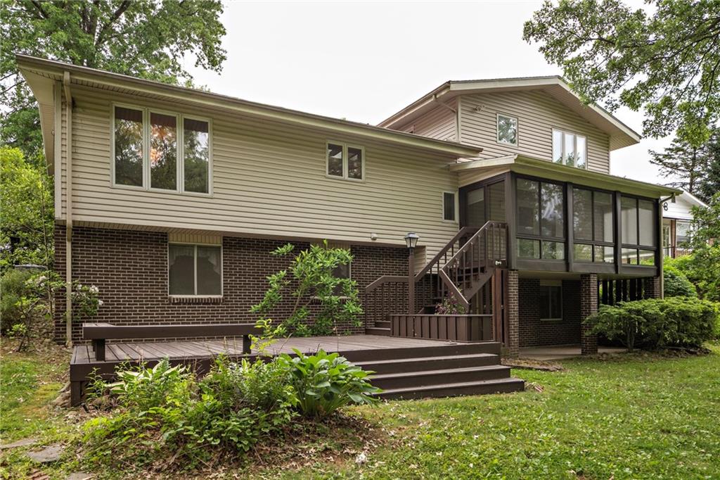 3949 New Texas Road Pittsburgh, PA 15239 - Photo 4 of 22