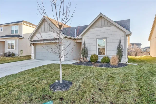 $405,000 | 17733 Houston Street, Gardner, KS 66030