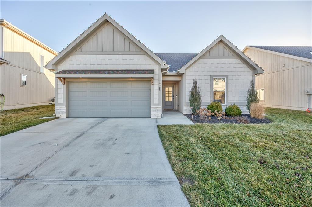 17733 Houston Street Gardner, KS 66030 - Photo 2 of 35