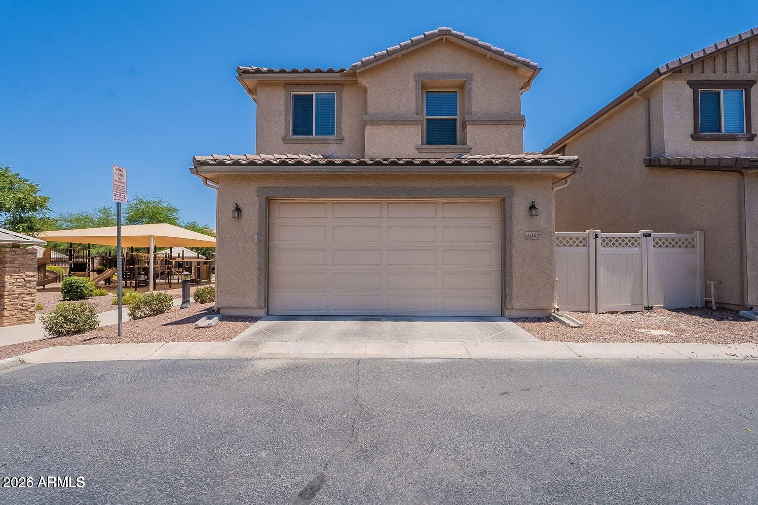 1061 South Hawk Lane Gilbert, AZ 85296 - Photo 10 of 23 Hawk 21