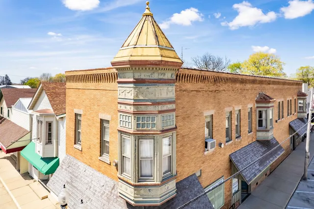 a view of a terrace with city view