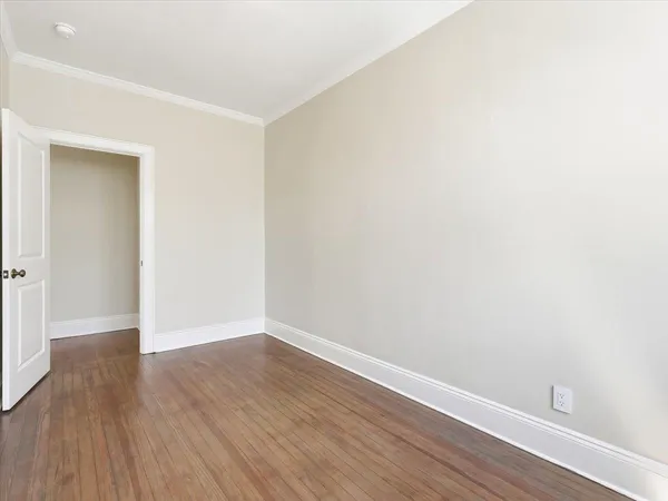 $2,800 | 73 Newman Avenue, Unit 3, Bayonne, NJ 07002