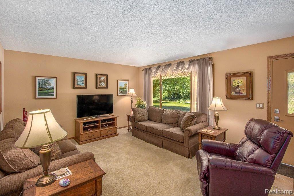 3911 Williams Road Columbiaville, MI 48421 - Photo 7 of 38 062719_21.jpg